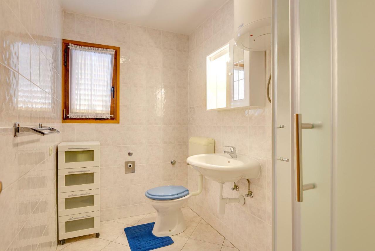 Holiday Home Mihael Медулин Екстериор снимка